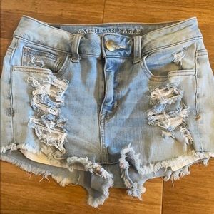 AMERICAN EAGLE - mid/high rise shorts